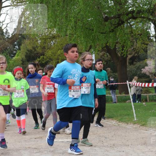 25.04.2026 - Das Zehntel Zöllner http://msf.ph/oto/9607775 25.04.2026 09:43:12 Laufen 7244, 7228, 5262, 20, 6896, 5814 meine-sportfotos.de