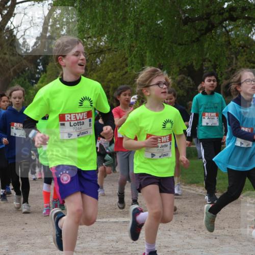 25.04.2026 - Das Zehntel Zöllner http://msf.ph/oto/9607794 25.04.2026 09:43:13 Laufen 7244, 7228, 6896 meine-sportfotos.de