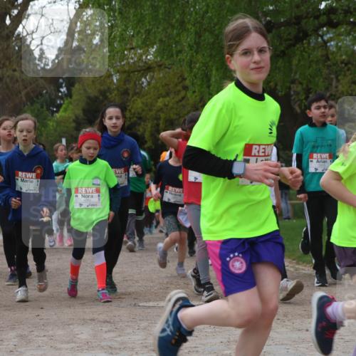 25.04.2026 - Das Zehntel Zöllner http://msf.ph/oto/9607803 25.04.2026 09:43:13 Laufen 7093, 5262, 888516, 14 meine-sportfotos.de