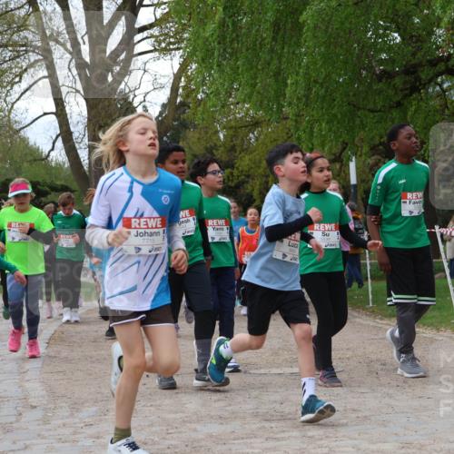 25.04.2026 - Das Zehntel Zöllner http://msf.ph/oto/9607927 25.04.2026 09:43:19 Laufen 7839, 7715, 5543, 5539 meine-sportfotos.de