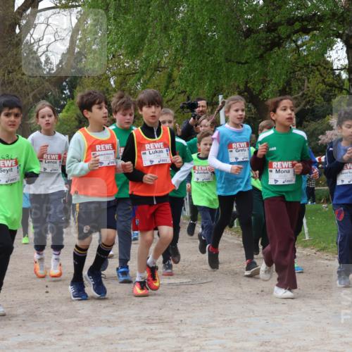 25.04.2026 - Das Zehntel Zöllner http://msf.ph/oto/9608083 25.04.2026 09:43:27 Laufen 7313, 7390, 7386, 5530, 5342 meine-sportfotos.de