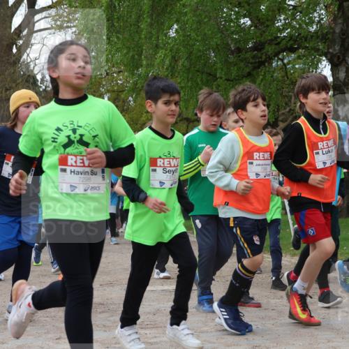 25.04.2026 - Das Zehntel Zöllner http://msf.ph/oto/9608103 25.04.2026 09:43:28 Laufen 7298, 7313, 7390 meine-sportfotos.de
