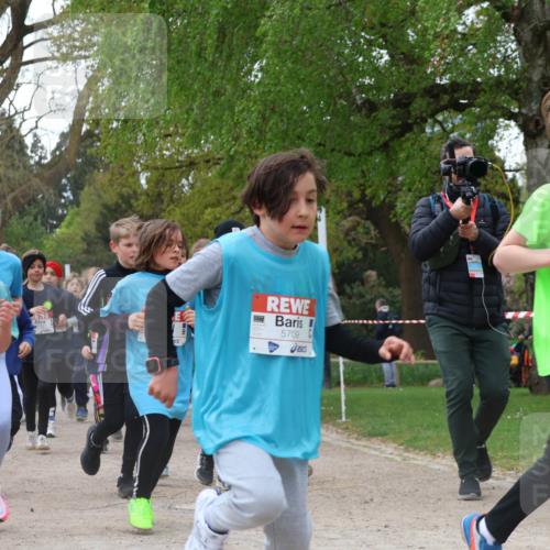 25.04.2026 - Das Zehntel Zöllner http://msf.ph/oto/9608140 25.04.2026 09:43:30 Laufen 7466, 5709, 525 meine-sportfotos.de