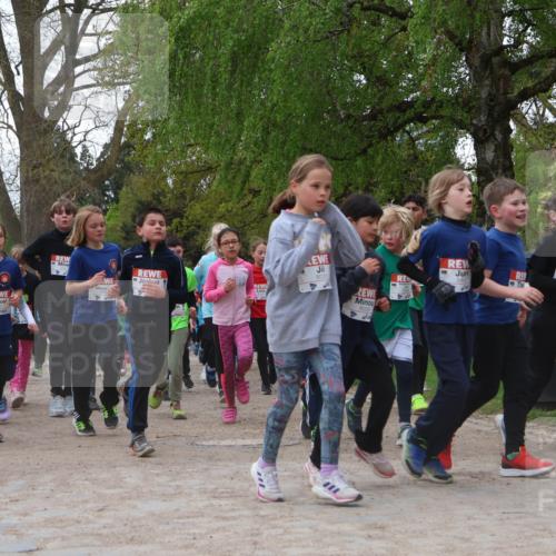 25.04.2026 - Das Zehntel Zöllner http://msf.ph/oto/9608267 25.04.2026 09:43:34 Laufen 5307, 8029, 5442 meine-sportfotos.de