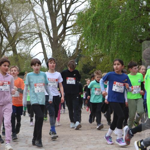 25.04.2026 - Das Zehntel Zöllner http://msf.ph/oto/9608320 25.04.2026 09:43:36 Laufen 7580, 7614, 5166, 5430 meine-sportfotos.de