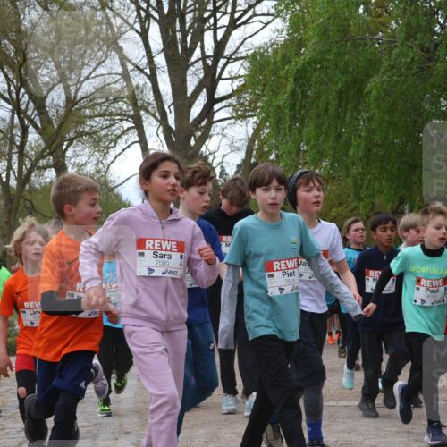 25.04.2026 - Das Zehntel Zöllner http://msf.ph/oto/9608343 25.04.2026 09:43:37 Laufen 7580, 7614, 6006 meine-sportfotos.de