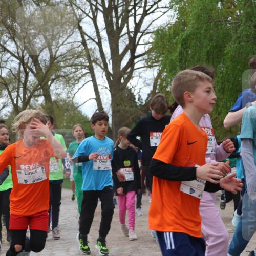 25.04.2026 - Das Zehntel Zöllner http://msf.ph/oto/9608365 25.04.2026 09:43:38 Laufen 7131, 6187, 7580, 7614, 620 meine-sportfotos.de