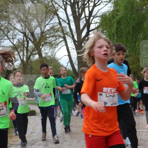 25.04.2026 - Das Zehntel Zöllner http://msf.ph/oto/9608379 25.04.2026 09:43:38 Laufen 7131, 6167 meine-sportfotos.de