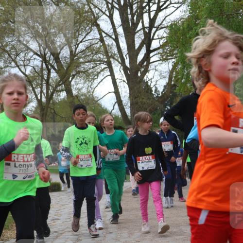 25.04.2026 - Das Zehntel Zöllner http://msf.ph/oto/9608382 25.04.2026 09:43:39 Laufen 7131, 322, 6992 meine-sportfotos.de