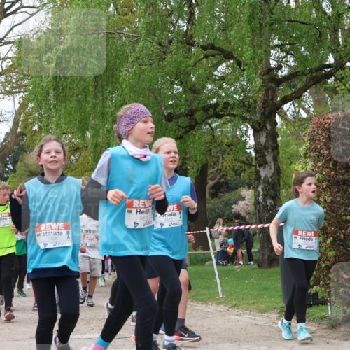 25.04.2026 - Das Zehntel Zöllner http://msf.ph/oto/9608569 25.04.2026 09:43:47 Laufen 5832, 5806, 5818, 5816 meine-sportfotos.de