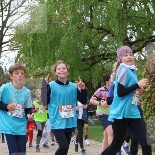 25.04.2026 - Das Zehntel Zöllner http://msf.ph/oto/9608577 25.04.2026 09:43:47 Laufen 5810, 5832, 5806 meine-sportfotos.de