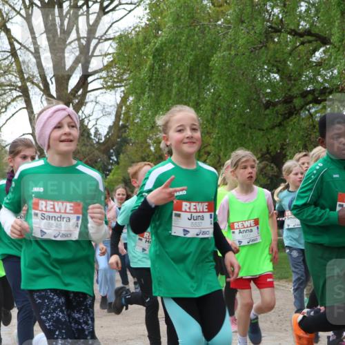 25.04.2026 - Das Zehntel Zöllner http://msf.ph/oto/9608691 25.04.2026 09:43:52 Laufen 5545, 5537, 6017 meine-sportfotos.de