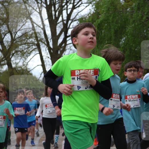 25.04.2026 - Das Zehntel Zöllner http://msf.ph/oto/9608790 25.04.2026 09:43:57 Laufen 6031, 5296, 7616, 50, 7594 meine-sportfotos.de