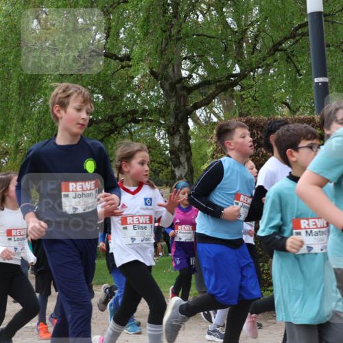 25.04.2026 - Das Zehntel Zöllner http://msf.ph/oto/9608799 25.04.2026 09:43:58 Laufen 6333, 6741, 8009, 7594 meine-sportfotos.de