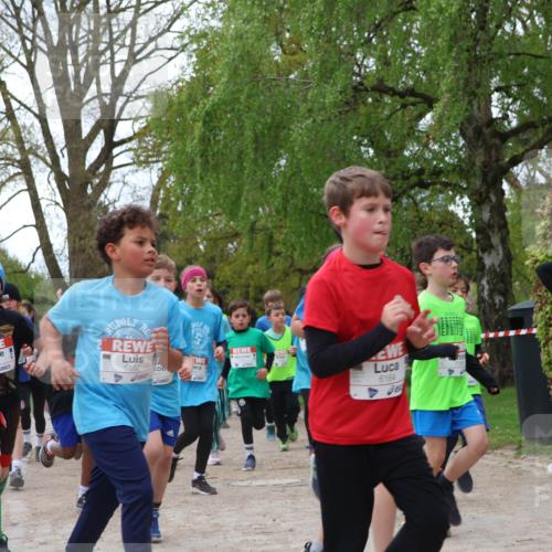 25.04.2026 - Das Zehntel Zöllner http://msf.ph/oto/9608819 25.04.2026 09:43:59 Laufen 6852, 6164 meine-sportfotos.de