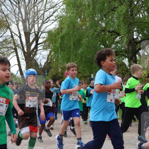 25.04.2026 - Das Zehntel Zöllner http://msf.ph/oto/9608827 25.04.2026 09:44:00 Laufen 7818, 7861 meine-sportfotos.de
