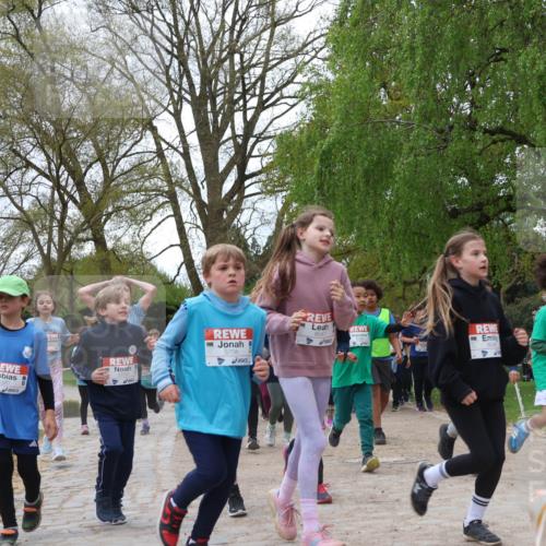 25.04.2026 - Das Zehntel Zöllner http://msf.ph/oto/9608879 25.04.2026 09:44:02 Laufen 250, 5708, 8047 meine-sportfotos.de