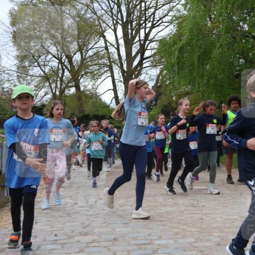 25.04.2026 - Das Zehntel Zöllner http://msf.ph/oto/9608903 25.04.2026 09:44:04 Laufen 5559 meine-sportfotos.de