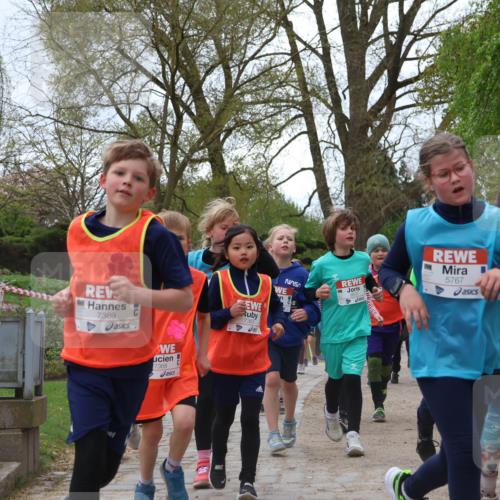 25.04.2026 - Das Zehntel Zöllner http://msf.ph/oto/9609014 25.04.2026 09:44:09 Laufen 5767, 8, 7369, 7368, 7363 meine-sportfotos.de