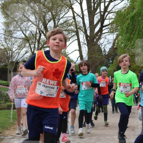 25.04.2026 - Das Zehntel Zöllner http://msf.ph/oto/9609022 25.04.2026 09:44:09 Laufen 3970, 7369, 7074 meine-sportfotos.de