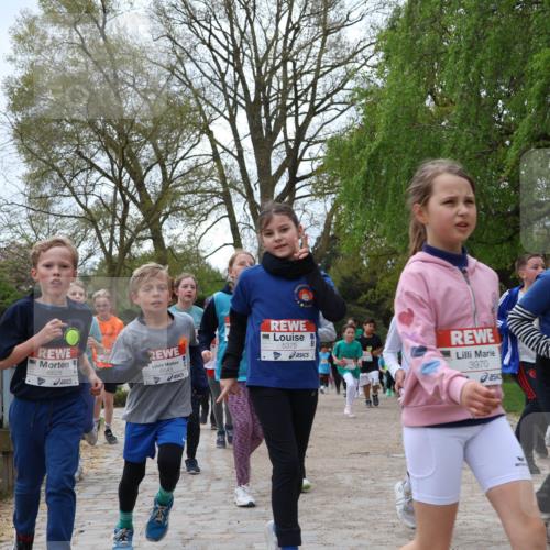 25.04.2026 - Das Zehntel Zöllner http://msf.ph/oto/9609093 25.04.2026 09:44:13 Laufen 6628, 6645, 5375, 3970, 10162 meine-sportfotos.de