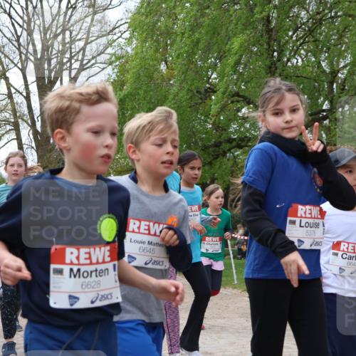 25.04.2026 - Das Zehntel Zöllner http://msf.ph/oto/9609111 25.04.2026 09:44:14 Laufen 6628, 6645, 5375, 6643 meine-sportfotos.de