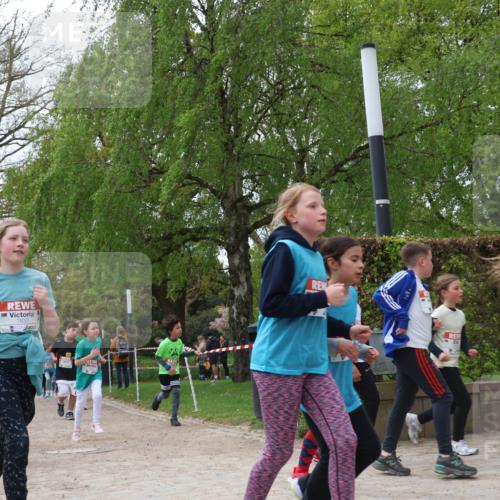 25.04.2026 - Das Zehntel Zöllner http://msf.ph/oto/9609120 25.04.2026 09:44:15 Laufen 7633 meine-sportfotos.de
