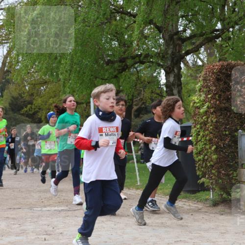 25.04.2026 - Das Zehntel Zöllner http://msf.ph/oto/9609180 25.04.2026 09:44:18 Laufen 5000 meine-sportfotos.de