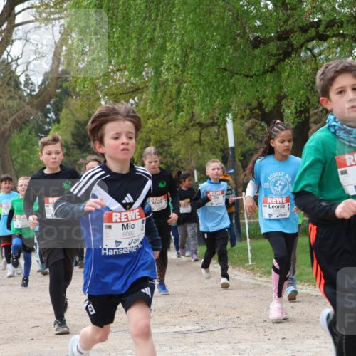 25.04.2026 - Das Zehntel Zöllner http://msf.ph/oto/9609261 25.04.2026 09:44:22 Laufen 8000, 7838, 7326 meine-sportfotos.de