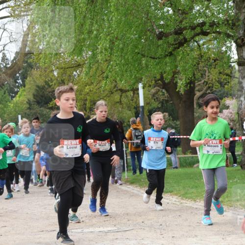 25.04.2026 - Das Zehntel Zöllner http://msf.ph/oto/9609280 25.04.2026 09:44:22 Laufen 94, 5489, 20, 6902 meine-sportfotos.de