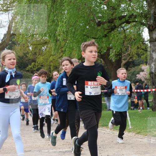 25.04.2026 - Das Zehntel Zöllner http://msf.ph/oto/9609296 25.04.2026 09:44:23 Laufen 5847, 6694, 5489, 7327 meine-sportfotos.de