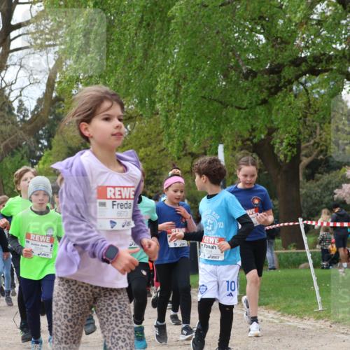 25.04.2026 - Das Zehntel Zöllner http://msf.ph/oto/9609332 25.04.2026 09:44:24 Laufen 8075, 5245, 6673, 10, 10 meine-sportfotos.de