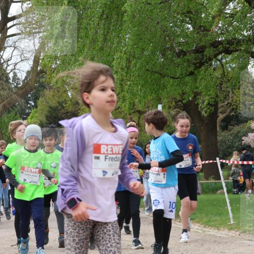 25.04.2026 - Das Zehntel Zöllner http://msf.ph/oto/9609335 25.04.2026 09:44:24 Laufen 8075, 5245, 6673, 10, 6699, 10 meine-sportfotos.de