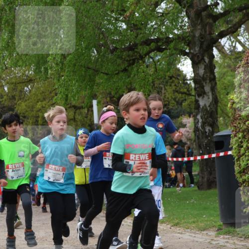 25.04.2026 - Das Zehntel Zöllner http://msf.ph/oto/9609343 25.04.2026 09:44:25 Laufen 5245, 5240, 5657 meine-sportfotos.de