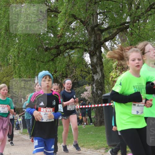 25.04.2026 - Das Zehntel Zöllner http://msf.ph/oto/9609511 25.04.2026 09:44:32 Laufen 8015 meine-sportfotos.de