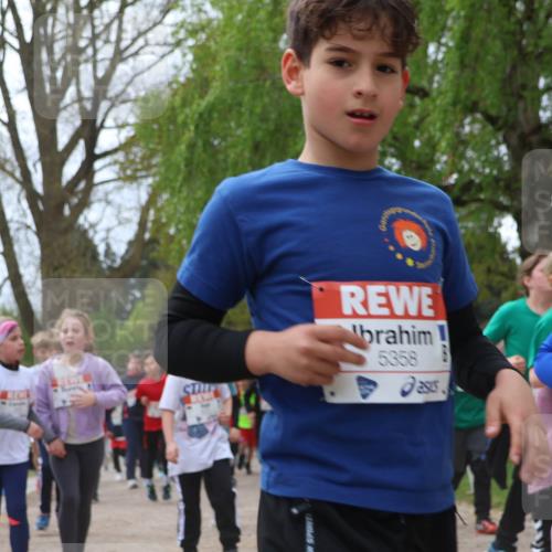 25.04.2026 - Das Zehntel Zöllner http://msf.ph/oto/9609544 25.04.2026 09:44:33 Laufen 6300, 5358 meine-sportfotos.de