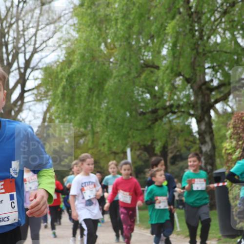 25.04.2026 - Das Zehntel Zöllner http://msf.ph/oto/9609552 25.04.2026 09:44:34 Laufen 6300 meine-sportfotos.de