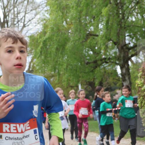 25.04.2026 - Das Zehntel Zöllner http://msf.ph/oto/9609556 25.04.2026 09:44:34 Laufen 6300 meine-sportfotos.de