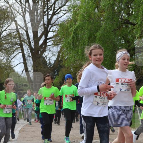25.04.2026 - Das Zehntel Zöllner http://msf.ph/oto/9609626 25.04.2026 09:44:39 Laufen 2503, 6546, 6541, 6536 meine-sportfotos.de