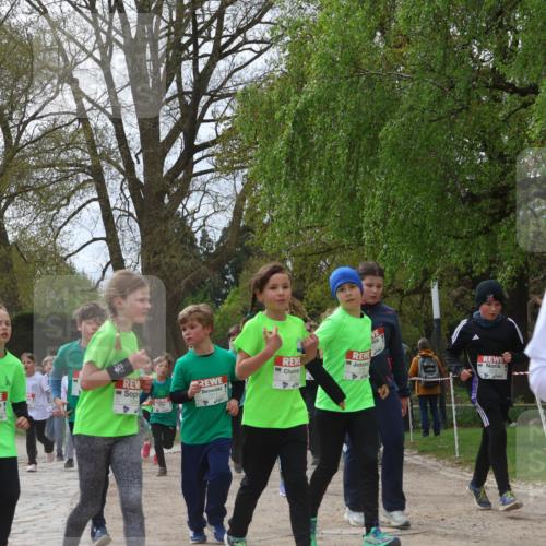 25.04.2026 - Das Zehntel Zöllner http://msf.ph/oto/9609632 25.04.2026 09:44:39 Laufen 7667, 7144, 6546 meine-sportfotos.de