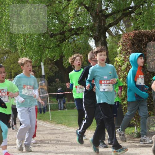 25.04.2026 - Das Zehntel Zöllner http://msf.ph/oto/9609678 25.04.2026 09:44:43 Laufen 2049, 7613, 7802 meine-sportfotos.de