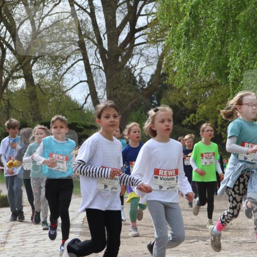 25.04.2026 - Das Zehntel Zöllner http://msf.ph/oto/9609698 25.04.2026 09:44:44 Laufen 601, 5107, 5114, 7579, 7577 meine-sportfotos.de