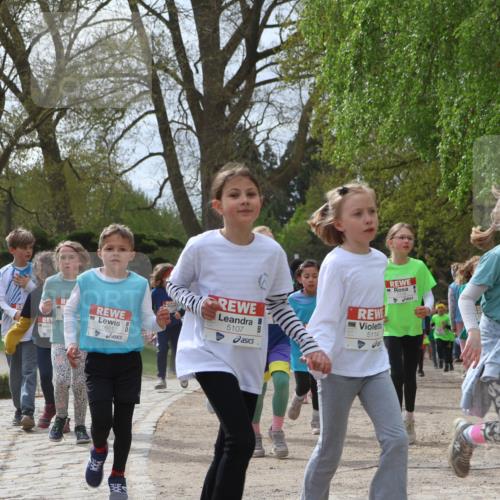 25.04.2026 - Das Zehntel Zöllner http://msf.ph/oto/9609702 25.04.2026 09:44:44 Laufen 5601, 5107, 5114, 7579, 7577 meine-sportfotos.de