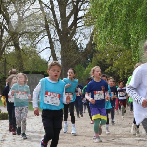 25.04.2026 - Das Zehntel Zöllner http://msf.ph/oto/9609710 25.04.2026 09:44:45 Laufen 5601, 5341, 5107 meine-sportfotos.de