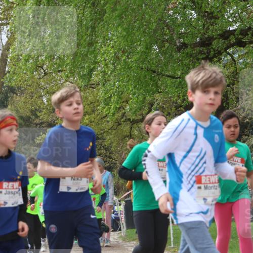 25.04.2026 - Das Zehntel Zöllner http://msf.ph/oto/9609770 25.04.2026 09:44:49 Laufen 6382 meine-sportfotos.de