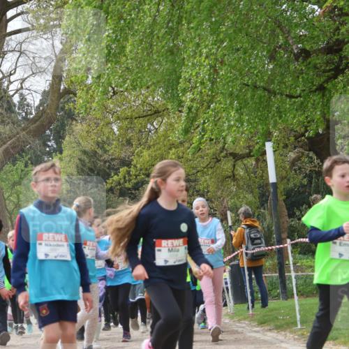 25.04.2026 - Das Zehntel Zöllner http://msf.ph/oto/9609796 25.04.2026 09:44:51 Laufen 5354 meine-sportfotos.de
