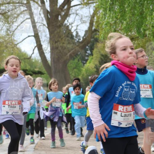25.04.2026 - Das Zehntel Zöllner http://msf.ph/oto/9609820 25.04.2026 09:44:52 Laufen 8027, 5681, 8026 meine-sportfotos.de