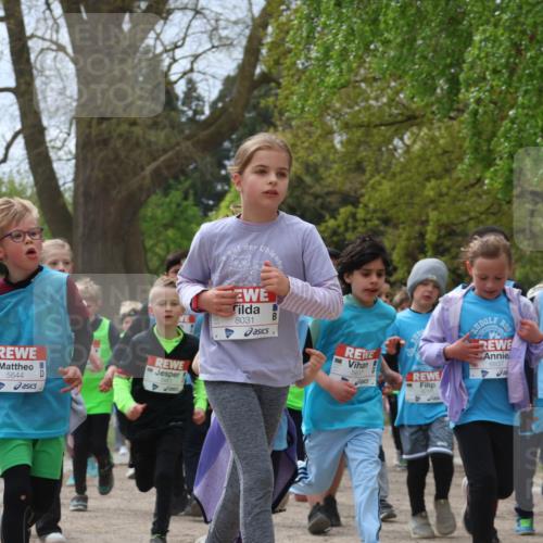 25.04.2026 - Das Zehntel Zöllner http://msf.ph/oto/9609844 25.04.2026 09:44:54 Laufen 5644, 8031, 5617, 6837 meine-sportfotos.de