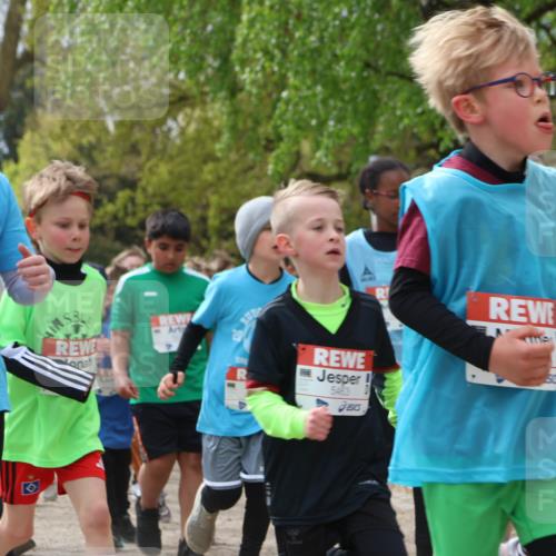 25.04.2026 - Das Zehntel Zöllner http://msf.ph/oto/9609872 25.04.2026 09:44:56 Laufen 6927, 5483, 505 meine-sportfotos.de