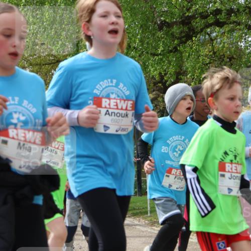 25.04.2026 - Das Zehntel Zöllner http://msf.ph/oto/9609884 25.04.2026 09:44:56 Laufen 204, 6949, 7288, 6927, 2513, 20, 7692, 6786, 6 meine-sportfotos.de